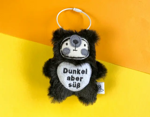 Kuschelbär „Grimm“ mit personalisierbarer Botschaft | 8 × 9 cm